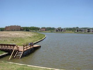 Foto 8 de Muy buen lote en venta en Albanueva, buena superficie, posibilidad de amarra