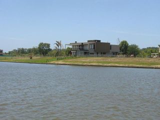 Foto 52 de Muy buen lote en venta en Albanueva, buena superficie, posibilidad de amarra