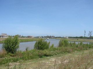 Foto 21 de Muy buen lote en venta en Albanueva, buena superficie, posibilidad de amarra