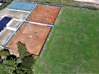 Foto 82 de Muy buen lote en venta en Albanueva, buena superficie, posibilidad de amarra