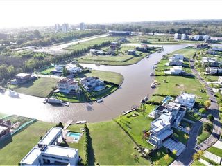 Foto 93 de Muy buen lote en venta en Albanueva, buena superficie, posibilidad de amarra