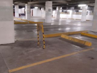 Foto 8 de parqueadero en venta en usaquén. Cod V2866749