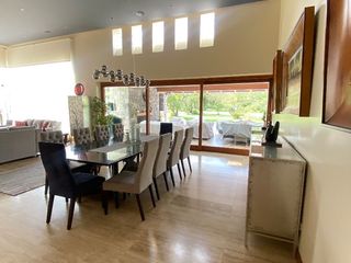 Foto 14 de Vendo Espectacular Quinta de 14500m2 en Puembo. con casa diseño Londono con piscina