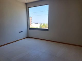 Foto 10 de casa en venta en estoril. Cod V4815