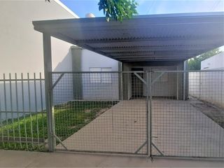 Foto 1 de Casa - San Justo