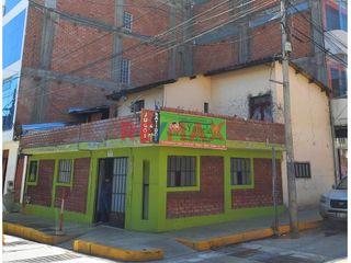 Foto 1 de Se vende casa dúplex con local comercial en el Centro Cívico de Huaraz, a solo 2 cuadras de la Plaza de Armas y muy cerca del Mercado Central. Ubicada