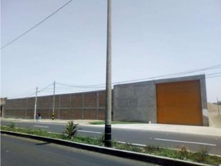 Alquiler local 5.600m2 , Ovalo Huanchaco