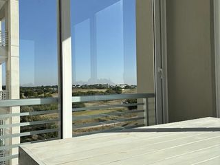 Foto 26 de Departamento en Alquiler- Al Golf 19 Albatros 2E de Costa Esmeralda - Balcón cerrado