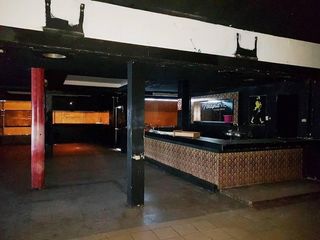 Foto 2 de Venta de Local Comercial Urdesa, 809 m², Calle Primera y Dátiles (esqu