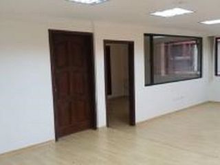Excelente Oficina de 140 m² en La Av Prensa