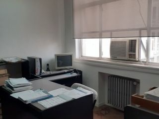 Oficina en Monserrat