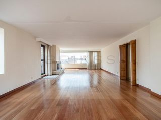 Foto 5 de apartamento en arriendo/venta en los rosales. Cod A4773