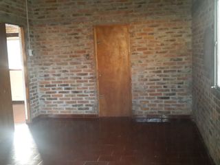 Foto 2 de ALQUILO CASA EN APÓSTOLES MISIONES
