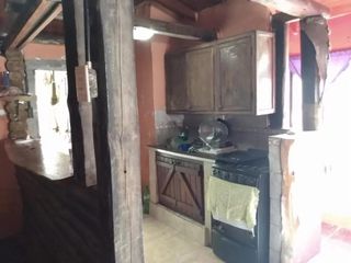 Casa en venta - 3 Dormitorios 2 Baños - 300Mts2 - San Vicente