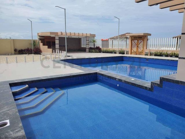 Departamento en venta con salida directa al mar en Data, Playas JRG