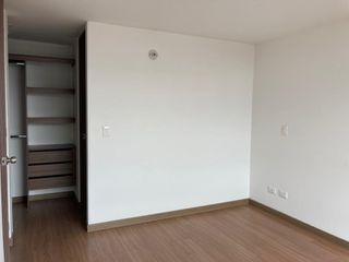 Foto 12 de CASTILLA PISO 15