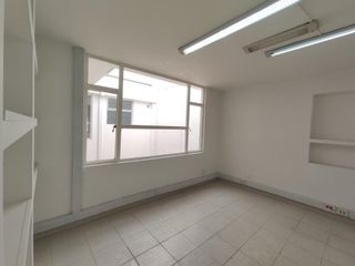 Foto 12 de CASA en ARRIENDO en Bogotá El Chico- Miranda