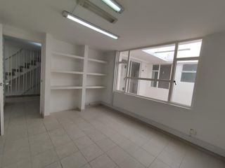 Foto 11 de CASA en ARRIENDO en Bogotá El Chico- Miranda