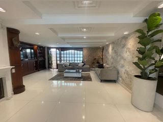 Foto 1 de casa en venta en santa ana occidental-usaquén. Cod V51783