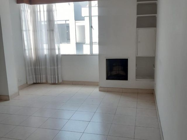 APARTAMENTO en ARRIENDO en Bogotá ALHAMBRA