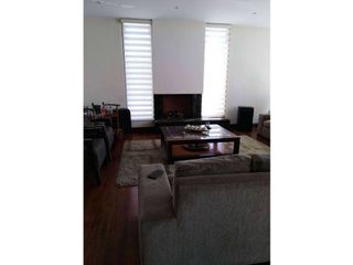 Foto 11 de VENDO FINA RESIDENCIA EN LA URB. LA PLANICIE DE CHALLAPAMPA - AREQUIPA