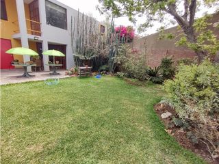 Foto 17 de LA MOLINA - VENTA LINDA CASA - ÁREA 484 m2