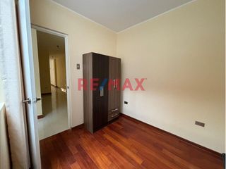Foto 7 de ✨ ¡Oportunidad única en Trujillo! 🏡

Descubre la comodidad y estilo de vivir en un moderno departamento de ESTRENO semi amoblado de 100 m², ubicado