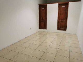 Foto 5 de Local comercial de alquiler en el centro de Guayaquil, calle Rumichaca.