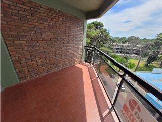 Foto 9 de Departamento Venta Pinamar Centro 2 Ambientes Gas Natural Balcon