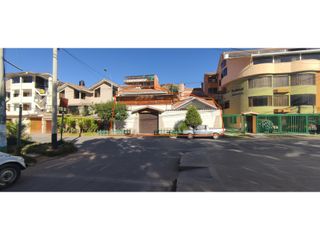 Foto 1 de VENDO CASA DE LUJO 315 M2 HUANCARO RESIDENCIAL CUSCO PERU