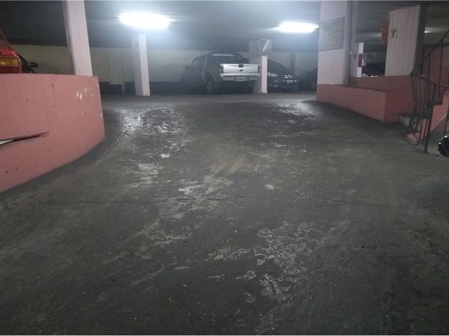 VENTA COCHERA 1º PISO BARRIO ONCE