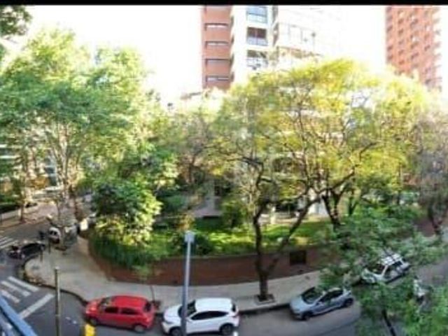 Excelente departamento en zona Belgrano con 4 dormitorios y seguridad