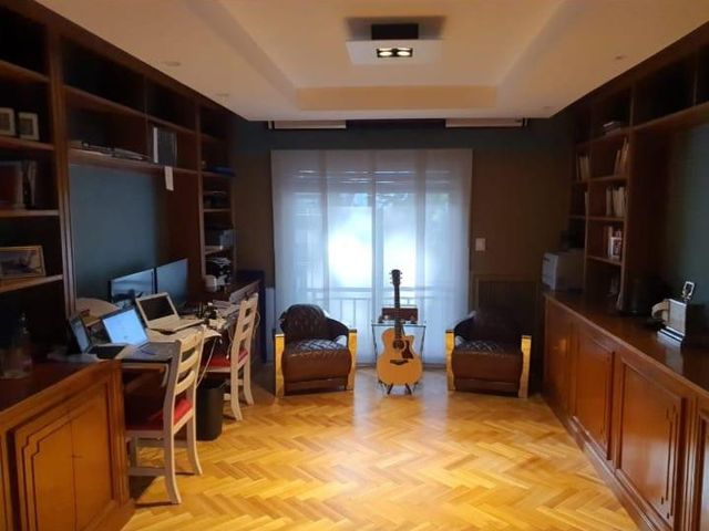 Excelente departamento en zona Belgrano con 4 dormitorios y seguridad
