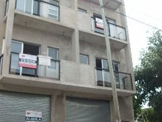 Foto 3 de Departamento en venta en Florencio Varela Este