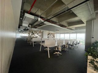 Foto 2 de SE ARRIENDA OFICINA  EN MEDELLIN