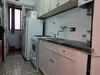 Foto 13 de Alquiler temporada 2023 departamento 2 ambientes c/ balcón y vista a Plaza Colón