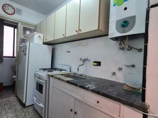 Foto 14 de Alquiler temporada 2023 departamento 2 ambientes c/ balcón y vista a Plaza Colón