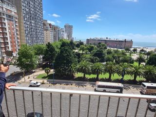 Alquiler temporada 2023 departamento 2 ambientes c/ balcón y vista a Plaza Colón