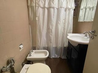 Departamento en venta - 2 dormitorios 1 baño - 80mts2 - Quilmes