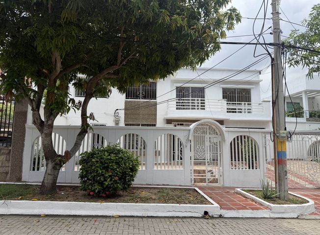 Casa en arriendo en Miramar