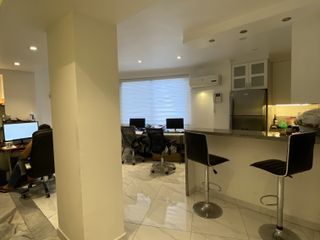 Foto 18 de Se Vende Piso con DOS Departamentos de primera en condominio exclusivo en Lomas de Urdesa