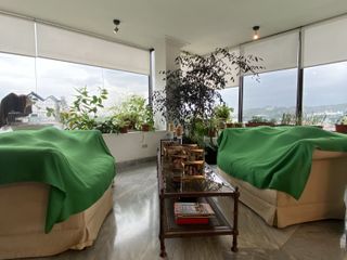 Foto 30 de Se Vende Piso con DOS Departamentos de primera en condominio exclusivo en Lomas de Urdesa
