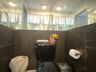 Foto 39 de Se Vende Piso con DOS Departamentos de primera en condominio exclusivo en Lomas de Urdesa