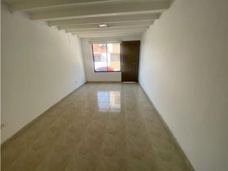 Foto 4 de SE VENDE  EXCELENTE  CASA ALCZARES CON RENTA