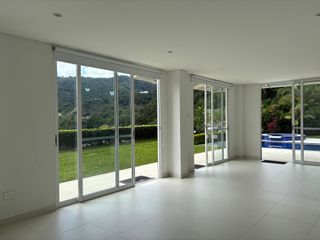Foto 1 de casa condominio en venta en vereda san juan. Cod V1093037