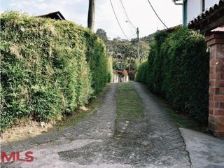 Casa finca Santa Elena(MLS#238838)