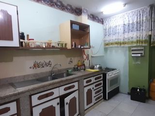 Foto 6 de FLORESTA 1  DE OPORTUNIDAD. VENTA DE CASA RENTERA MULTIFAMILIAR 3 PLANTA