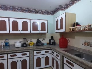 Foto 1 de FLORESTA 1  DE OPORTUNIDAD. VENTA DE CASA RENTERA MULTIFAMILIAR 3 PLANTA