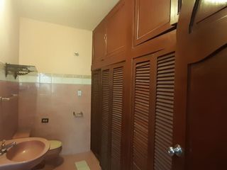 Foto 14 de FLORESTA 1  DE OPORTUNIDAD. VENTA DE CASA RENTERA MULTIFAMILIAR 3 PLANTA