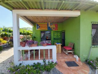 Puerto Cayo - Dream Villa: Se Vende Casa Cerca del Mar en Puerto Cayo